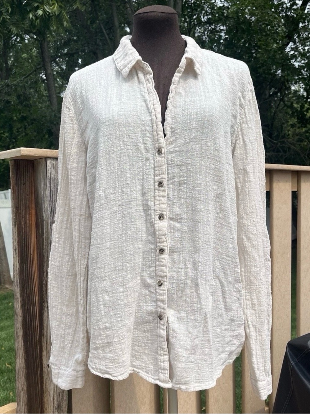 Wearables XCVI Cream Beige 100% Cotton Gauze Roll Tab Sleeve Button Down Shirt M